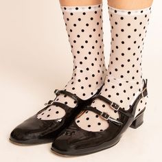 Darner White Velvet Dots Mesh Socks Polka Dots Clothes, Polka Dot Outfit, Polka Dot Shoes, Dots Fashion, Polka Dot Socks, Polka Dots Outfit, Mesh Socks, Funky Shoes, Deep Winter