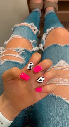 #fashion #western #westernstyle #acrylic #cowprint #boho #bohostyle #rodeofashion #rodeo Cow Print Nails, Teen Nails, Simple Gel Nails