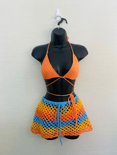 Crochet bikini top with adjustable ties Crochet Beach Wear, Hello Kitty Crochet, Mode Crochet, Crochet Swimwear, Orange Outfit, Crochet Clothing And Accessories, Kawaii Crochet, Crochet Design Pattern