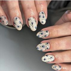 Eye With Flowers, Eye Flower, Cat Eye Colors, Short Fake Nails, Short Press On Nails, Beauty Nails Design, Flower Nail Designs, Nail Type, Gel Designs