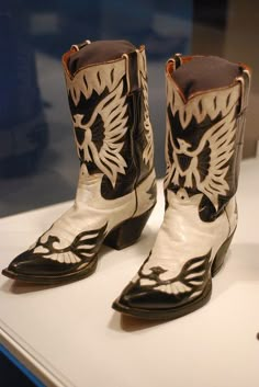 Cowboy Clothing, Cowgirl Things, 1950s Western, Marty Stuart, Vintage Western Wear, Black Cowboys, Country Cowboy, Diy Sneakers