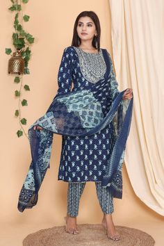 Cotton printed kurta set Embroidery Work On Kurti, A Line Kurti Designs, Work On Kurti, A Line Kurti, Indigo Prints, Suit Collection, Summer Suit, Summer Suits