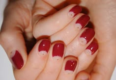 Prettiest Nails, Red And Gold Nails, Half Moons, Gold Nail Designs, Moon Nails, Vintage Nails, Nail Colour, Minimal Nails