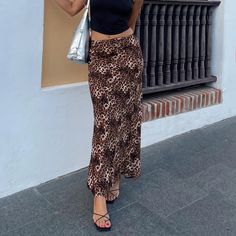 Princess Polly Emily Maxi Skirt Leopard Print. Brand New Never Worn, Size 2. Super Cute Trendy Pattern! Leopard Maxi Skirt, Leopard Skirt Outfit, Leopard Maxi Skirts, Pink Floral Skirt, Leopard Skirt, Womens Maxi Skirts, Nike Tennis Dress, Crochet Skirt, Cargo Skirt