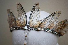 Enchanting and Ethereal Fairy Wing Fairy #fantastic Ethereal Fairy, Gaun Abad Pertengahan, Fairy Halloween, Fantasy Costumes, Lace Bridal