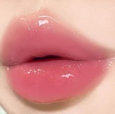 juicy lips • wonyoungism • it girl Korean Lips, Jelly Lipstick, Juicy Lips, Pretty Skin, Pink Girly Things, Long Lasting Lipstick, Glow Up Tips