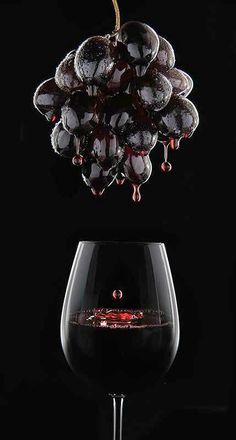 This makes you want to drink wine Glass Photography, Foto Tips, Foto Art, Advertising Photography