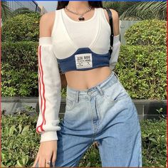 100% Brand New and High Quality. Material: Polyester, Cotton. Size: As shown on size chart. Doudoune The North Face, Cold Shoulder Crop Top, Fashion Patchwork, Contrast Top, Basic Sweaters, Crop Top Casual, Cropped Tops, Knit Shirt, Style Outfits