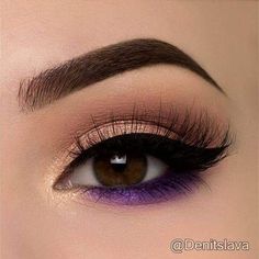 Eye Makeup Deep Set Eyes, Makeup Deep Set Eyes, Makeup History, Make Up Designs, Makeup Things, Eye Makeup Images, Deep Set Eyes, Purple Eye Makeup, Eye Makeup Pictures