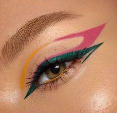 Makeup Supplies, Graphic Liner, Makeup Designs, Makeup Eyeliner