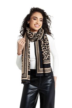 Discover our Reversible Leopard Pattern Scarf! It features a striking leopard pattern on both sides in different colors, adding a touch of wild elegance to your outfit, while delicate fringe detailing adorns the edges. Whether you're aiming for a sophisticated, urban vibe or a bohemian, free-spirited look, this reversible scarf is the perfect choice. "-Material: 100% Viscose -Length: 185 cm -Width: 65 cm -Imported" Chic Scarf, Infinity Scarf Pattern, Chic Scarves, Leopard Scarf, Crochet Infinity Scarf, Reversible Scarf, Pattern Scarf, Felted Scarves, Patterned Scarves