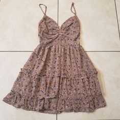 Cute Dress New With Tags Brown Babydoll Dress, Fitted V-neck Patchwork Mini Dress, Tiered Babydoll Dress, Beach Mini Dress With Patchwork And V-neck, Brown V-neck Patchwork Dresses, Brown Cotton V-neck Mini Dress, Mini Tunic Dress, Velvet Romper, Tie Front Dress