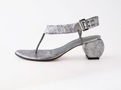 Sliver leather sandal with hardware details #pzdvintage #bohostyle Nebula Space, Futuristic Fashion, Retro Futurism, Space Age