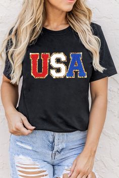 USA Women's Patriotic Short Sleeve T-Shirt - Sydney So Sweet Black American Flag, Black Tees, Glitter Shirt, American Flag Print, Black Glitter, Graphic Crewneck, Basic Style, Black Sequins, Sleeve Designs