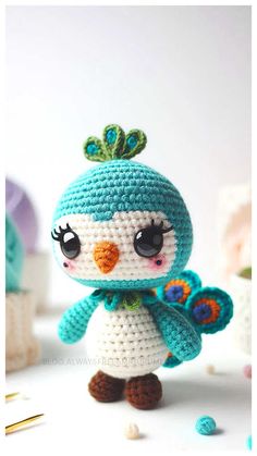 Amigurumi Peacock Pablo Crochet Free Pattern Amigurumi Peacock, Peacock Crochet, Crochet Snowman, Amigurumi Elephant, Peacock Pattern, Crochet Amigurumi Free, Free Amigurumi Patterns, Tail Feathers