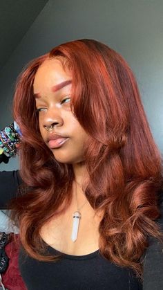 Girl With Ginger Hair, Color For Black Hair, Ginger Brown Hair, Dark Orange Hair, Dark Ginger Hair, Hair Colour Ideas, Hair Color Orange, Girl Hair Colors