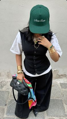 Street Style Outfits Casual, K Fashion, Style Winter, Outfit Trends, Streetwear Fashion Women, Modest Fashion Outfits, Fashion Streetwear