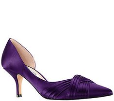 Make it an event to remember in these unforgettable Blakely pumps. From Nina. Purple Heels, Holiday Shoes, Low Heel Pumps, Nina Shoes, Bow Pumps, Stunning Shoes, Kitten Heel Pumps, Classic Wardrobe, Pump Dress