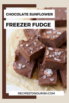 This easy nourishing Chocolate Sunflower Freezer Fudge is naturally sweetened, simple to make, full of real food ingredients and tastes like homemade Butterfinger® in fudge form! The saltiness from the sprouted raw sunflower seeds is such a lovely combination with the sweet chocolate. It's lip-smacking good, I love this healthy fudge! Paleo Fudge, Chocolate Sunflower, Freezer Fudge, Healthy Fudge, Gluten Free Chocolate Recipes, Peppermint Fudge, Gluten Free Desserts Healthy, Grain Free Desserts, Fudge Recipes Chocolate