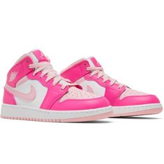 Nike Dunks Mid In Hot Pink Pink Tones. Barbie Pink. Kids Size 7 / Womans Size 9 Original In Box Nike Dunks Mid, Pink Shoes Sneakers, Pink Shoes Outfit, Nike Mid, Hot Pink Shoes, Pink Jordans, Pink High Tops, Pink Nike Shoes, Sneakers Kids