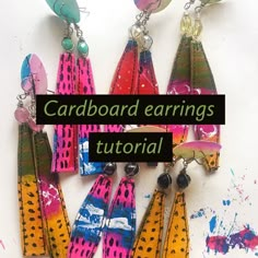 Card Board Earrings, Diy Recycled Earrings, Diy Earrings Paper, Upcycle Earrings, Cardboard Earrings, Jewelry Goals, Recycled Earrings, Earrings Paper