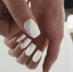 Wedding Nail Art Design, New Nail Designs, White Acrylic Nails, White Nail Designs, Nail Art Wedding, Bridal Nails, Cool Nail Designs, Square Nails, Cute Acrylic Nails