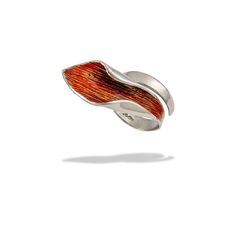 Silver Textured Ring This elegant ring features a flowing design with a striking copper-toned textured center, beautifully contrasted by its polished sterling silver frame. The dynamic shape and intricate detailing create a sense of movement, making this piece perfect for those seeking a bold yet refined accessory. Ideal for adding a touch of warmth and sophistication to any outfit. Textured Ring, Enamel Ring, Recycled Silver, Elegant Ring, Enamel Jewelry, Silver Enamel, Jewelry Silver, Silver Frame, Ring Silver