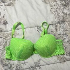 Never Worn Lace Neon Green Bra Size 34b Elegant Green Stretch Bra, Elegant Green Underwire Bra, Elegant Green Spring Bra, Fitted Green Underwire Bra, Fitted Green Bra With Padded Cups, Elegant Green Bra With Padded Cups, Green Lace Bra With Padded Cups, Elegant Green Push-up Bra, Green Lace Party Bra