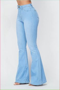 How to Wrap a Bouquet in Paper: Elegant Designs and Techniques Pants With Flared Bottoms, Bell Bottem Pants, Light Blue Bell Bottoms Outfit, High Rise Bell Bottom Jeans, Cute Jeans Women, Petite Bell Bottom Jeans, Cute Bell Bottom Jeans, 70s Fashion Jeans, High Raised Jeans Outfit