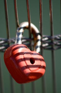 Heart Shaped Padlock - Love Lock. Love Locks Paris, Bridge In Paris, Paris And London, Love Locks, Palazzo Jumpsuit, Love Lock, Woke Up This Morning, Heart Lock, Short And Sweet