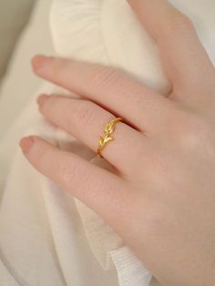 Composition : 925 sterling silver(pure silver), 18k gold platingColor : silver,goldCountry of Origin : Republic of Korea Tulip Jewelry, Tulip Ring, Gold Jewellry, Gold Rings Simple, Tulip Design, Gold Rings Jewelry, Gold Ring Designs, Fancy Jewelry, Rings Jewelry