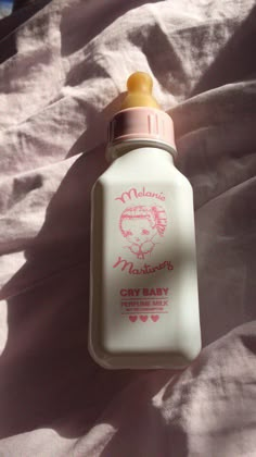 Cute Perfume Bottles Aesthetic, Melanie Martinez Parfum, Melanie Martinez Perfume, Cry Baby Perfume, Melanie Martinez Cry Baby, Aesthetic Tumblr