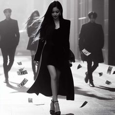 Black Jennie, Vogue Photo, Black Hair Kpop, Blackpink Poster, Fashion Drawing Dresses, Kpop Couples, Dark Feminine Aesthetic, Black Pink Instagram, Feminine Aesthetic