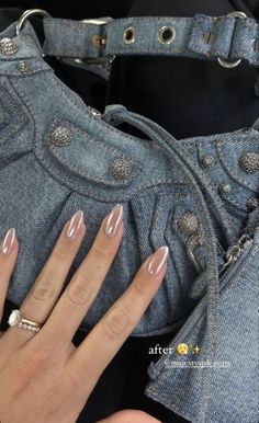 Her Nails, Soft Nails, White Nail, Girls Nails, Silver Nails