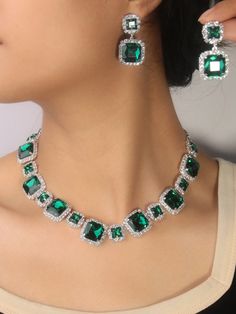 1set Silver Square Necklace & Earrings Jewelry Set, Green Crystal Wedding Bridal Accessories Silver Green Fashionable   Glass     Women Fashion Jewelry, size features are:Bust: ,Length: ,Sleeve Length: