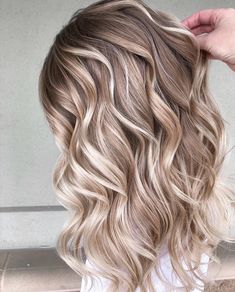 Balayage Hair Color Ideas, Balayage Long Hair, Balayage Hair Color, Long Brunette Hair, Spring Hair Color, Balayage Hair Blonde, Hair Color Ideas For Brunettes, Hair Color Highlights, Balayage Brunette