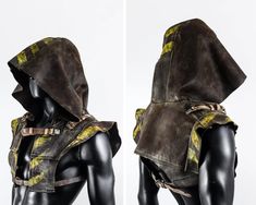 Mad Max Cosplay, Apocalypse Costume, Industrial Clothing, Post Apocalyptic Costume, Apocalyptic Clothing, Waist Bag Leather, Post Apocalyptic Fashion, Holster Bag, Larp Armor