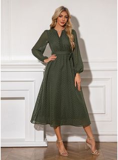 JJ's House Yes Chiffon Midi V-Neck Fall Winter A-line Belt/Sash Elastic Waist Yes Hunter Green S Height:5.7ft(174cm) Bust:33.5in(85cm) Waist:26in(66cm) Hips:36in(91cm) Dress. #JJ's House #Yes #Chiffon #Midi #VNeck #Fall #Winter #Aline #BeltSash #ElasticWaist #Yes #HunterGreen #S #Dress December Wedding Guest Dress, Green Winter Dresses, Green Fall Dresses, Christmas Cocktail Dresses, Wedding Guest Dress Fall, Modest Formal Dresses, Winter Wedding Guest Dress, Christmas Outfits Women, Fall Wedding Guest Dress