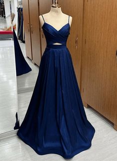 Navy Blue Satin A-line Straps V-neckline Party Dress, Navy Blue Formal - dreamydressprom Dark Blue Prom Dress Simple, Prom Dresses V Neck, Satin Long Prom Dress, Navy Blue Formal Dress, Matric Dance, Prom Inspo, Royal Blue Prom Dresses, Blue Dress Formal, Corset Bodice