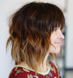 50 Gorgeous Medium-Length Shag Haircuts for All Hair Types Shoulder Length Lob, Dunner Wordend Haar, Choppy Bangs, Shaggy Haircuts