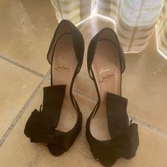 Black Satin Bow, Used Once, Excellent Condition Size 38 Lou Boutin, Lou Boutin Shoes, Satin Bow, Black Satin, Shoes Women Heels, Shoes Heels, Satin, Women Shoes, Heels