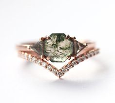 Salt Pepper Diamond, Moss Agate Engagement Ring, Triangle Diamond, Agate Engagement Ring, Moss Agate Ring, Buying An Engagement Ring, Alexandrite Ring, Gold Gemstone Ring, Agate Ring