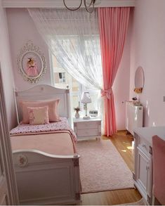 Beautiful Dorm Room, Modern Baby Room, Blue Bedroom Design, Design Your Bedroom, Chic Bedroom Decor, Pinterest Room Decor, Girl Bedroom Decor, Room Makeover Bedroom