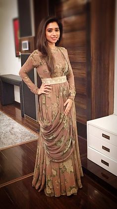 Indo Western Outfits Wedding For Girls, Party Wear Indian Dresses Designer, Gowns Dresses Party Wear, Velvet Wedding Lehenga, Arvind Swamy, Gown Dress Party Wear, Gown Designs, Gown Party Wear