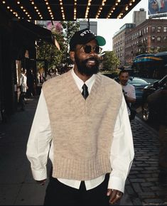 Formal Wear Men Aesthetic, Smart Streetwear Men, Tie Outfits Men, Nba Fits, Vintage Clothing Styles, Thrifted Clothing, Tie Outfit, Party Outfit Men, Black Men Fashion Urban