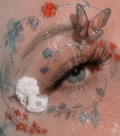 #wattpad # тут истории с вами и вашими любимыми персонажами 🐸👊 Bowers Gang, Arte Glitter, Creative Eye Makeup, Pastel Pink Aesthetic, Creative Eye, Eye Makeup Art, Milestone Cards, Aesthetic Photography Nature