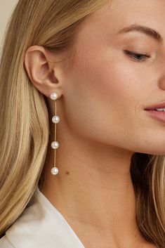 Designed after our best selling, Harper Pearl Drops, our NEW Luna Pearl Drops are now made with 4 luminous pearls for a sweet and simple look. Simple Look, Sunny California, Metal Design, Pearl Drop, Handmade Natural, Fresh Water, Freshwater Pearls, Silver, Gold