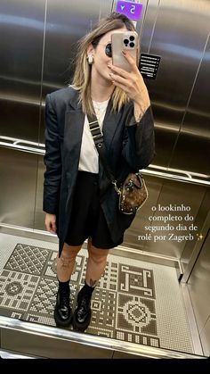 Mari Palma, Effortless Chic, Fashion Collection, Girl Fashion, Fashion Inspo, Blazer