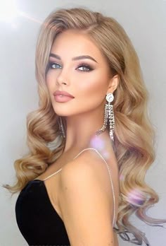 Pageant Hair And Makeup, Pageant Hairstyles, Pageant Makeup, Pageant Hair, Hollywood Hair, Hairstyles Bridesmaid, Long Hair Wedding Styles