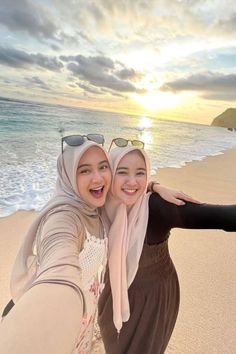 Outfit Mantai, Ootd Hijab Pantai, Hijab Beach, Beach Ootd, Ootd Hijab, Beach Outfit, Ootd, Photography